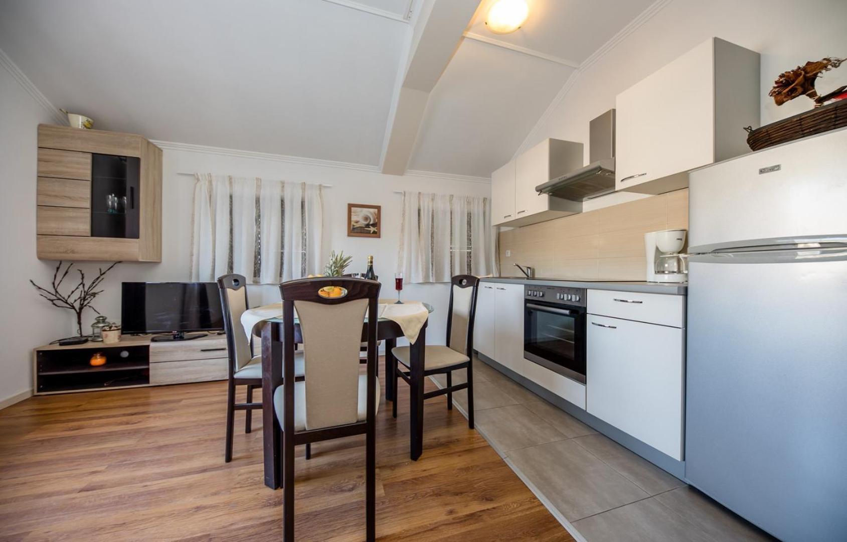 Apartments Vladimir 2835 Раб Экстерьер фото